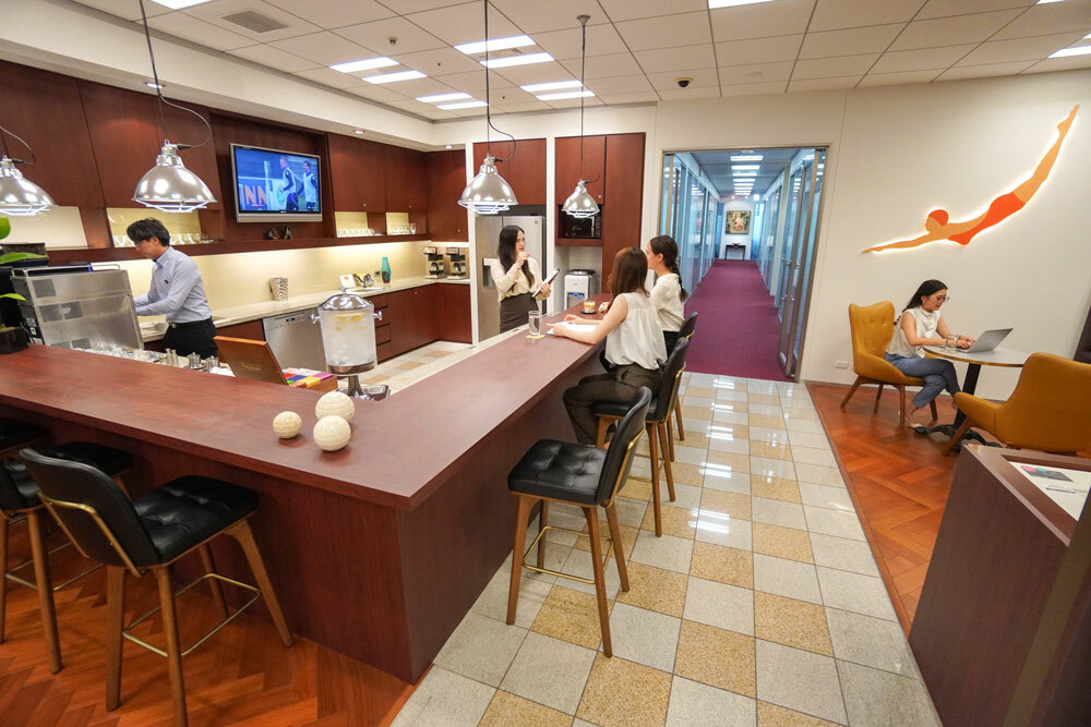 キッチン_軽い休憩や息抜きに最適なキッチン、ご入居者様同士の交流も期待できます