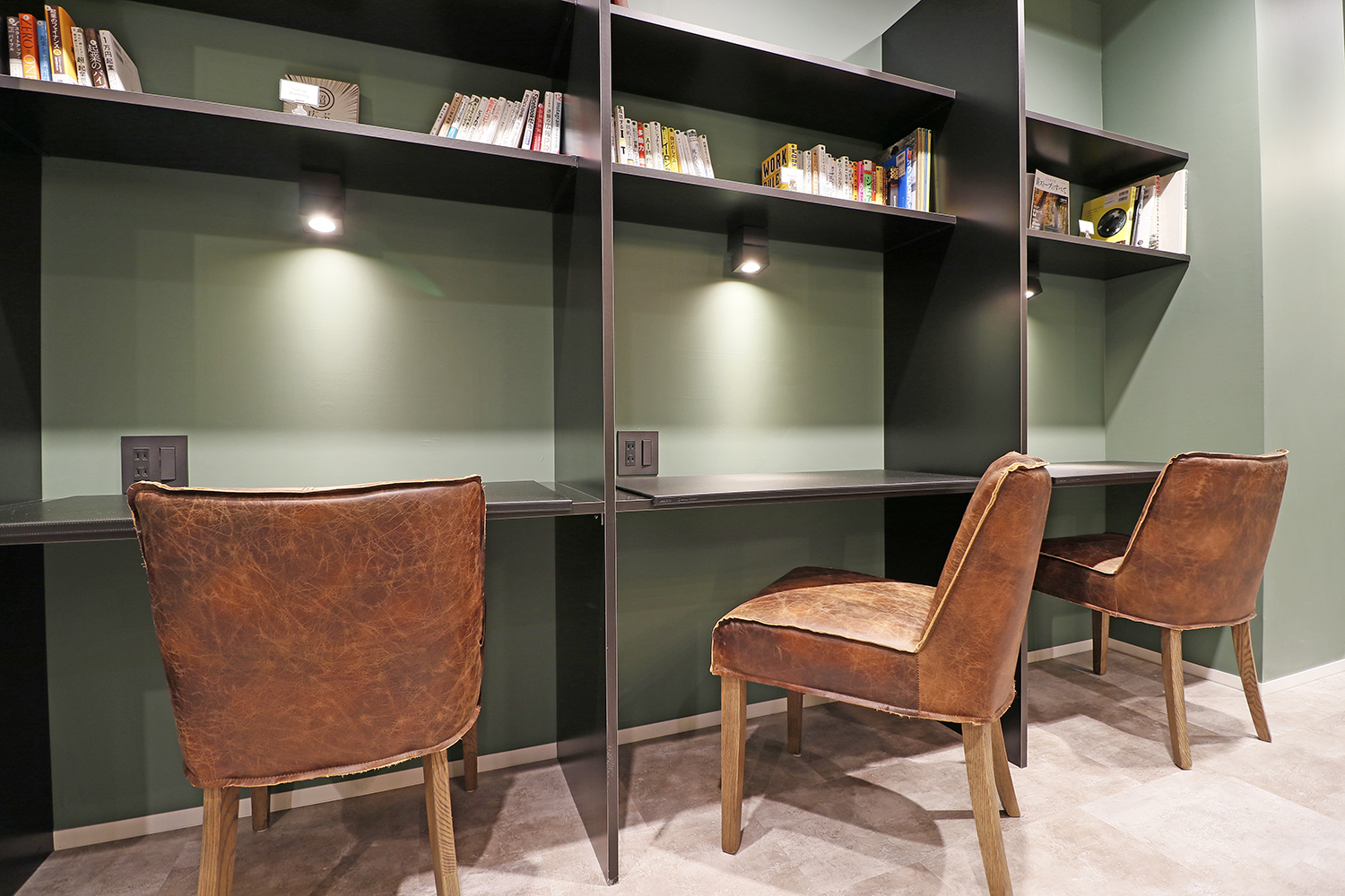 ラウンジ（カウンター席）