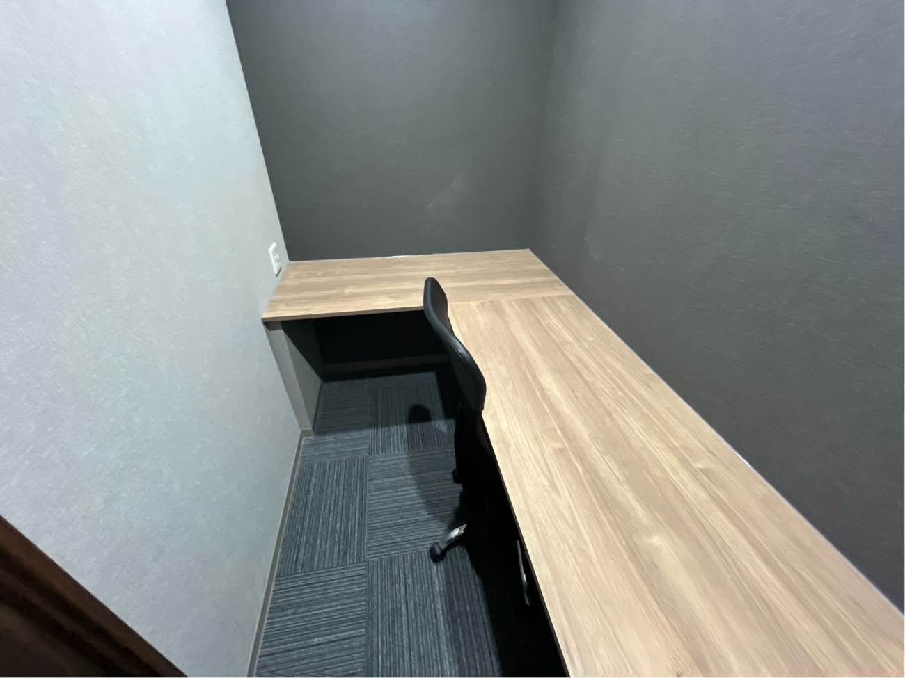 専有部_個室。インターネット環境を完備しています。