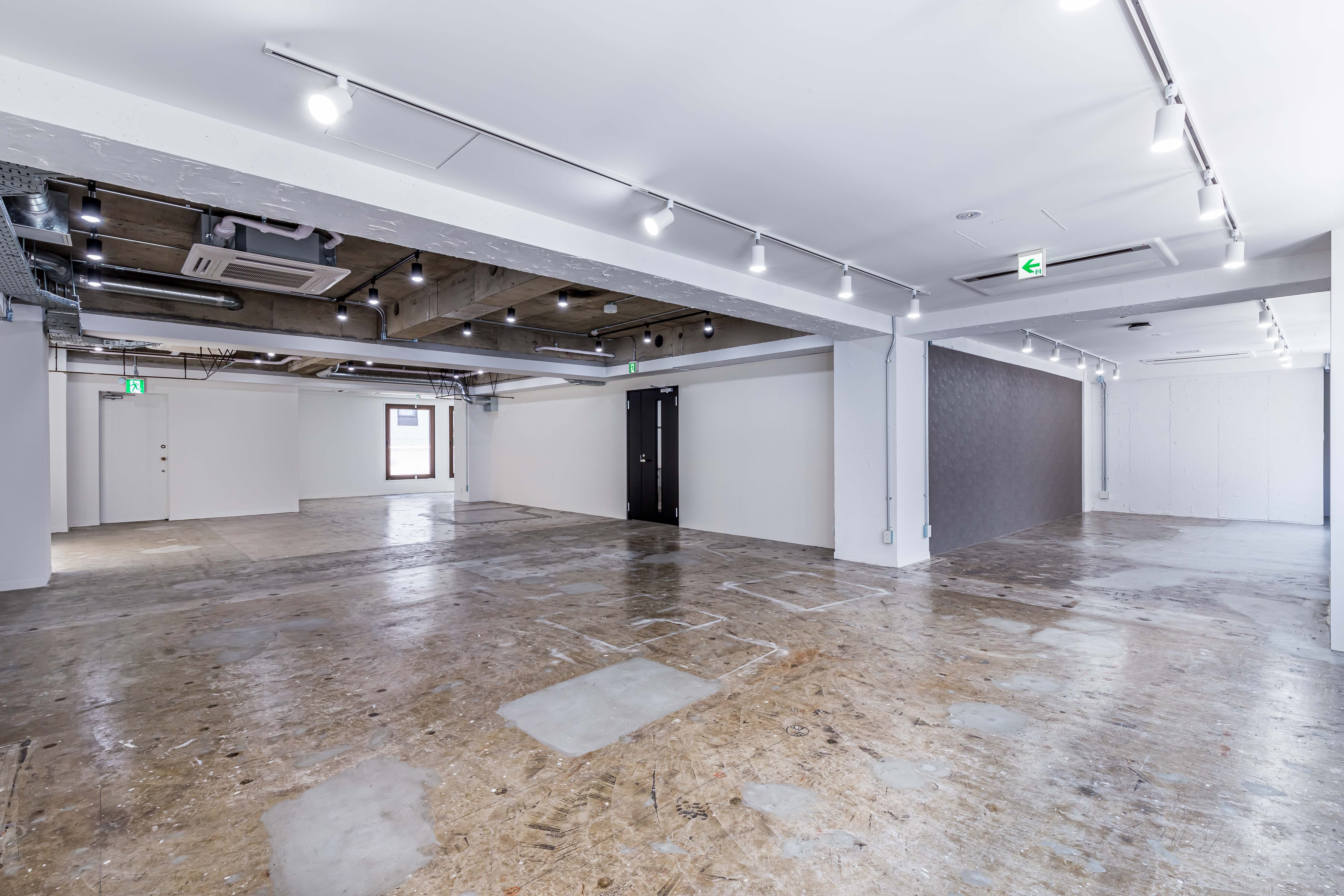 個室_3F　企業のオリジナリティに合わせて自由な空間創りを可能