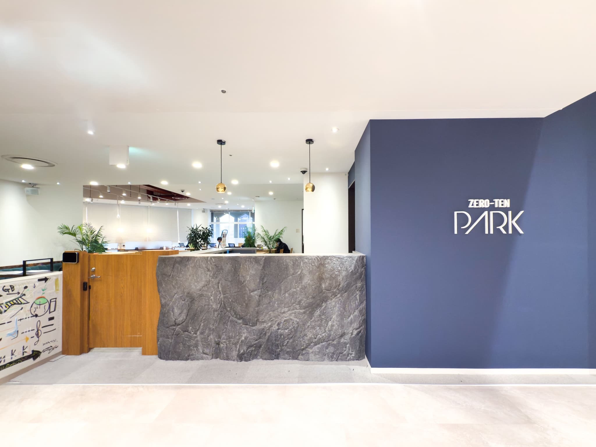 受付｜平日9:00～20:00、土日祝9:00～18:00有人受付対応なので、セキュリティも◎。ゲスト対応や郵便の受け取り等も可能です。