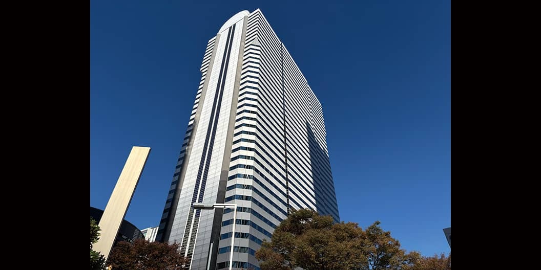 signature-i-land-facade