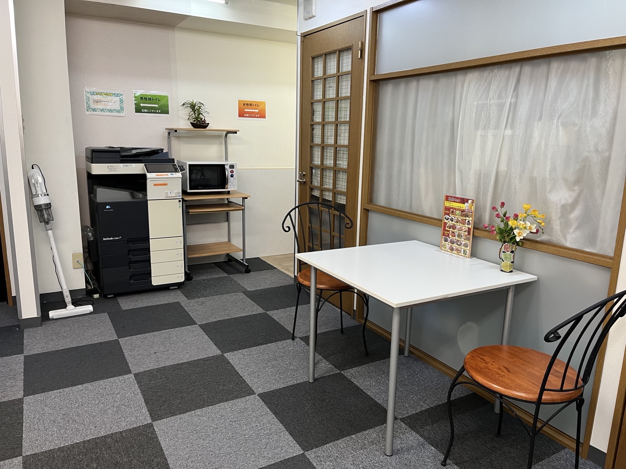 複合機、電子レンジ、冷蔵庫をご利用いただけます