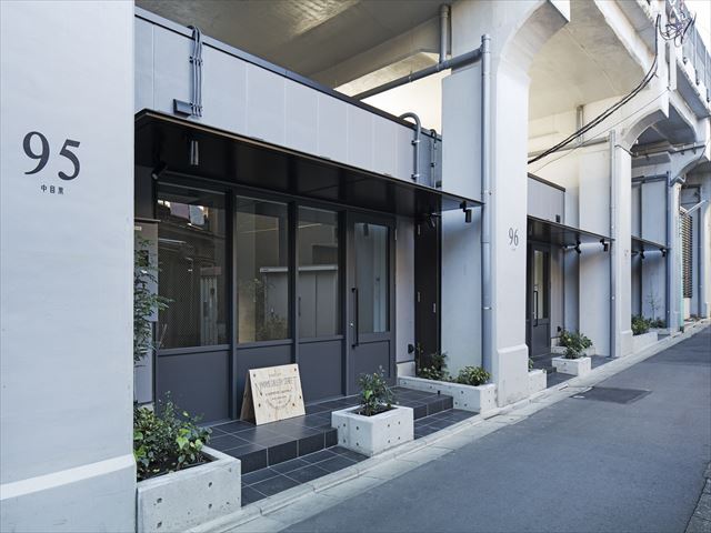 NAKAME GALLERY STREET