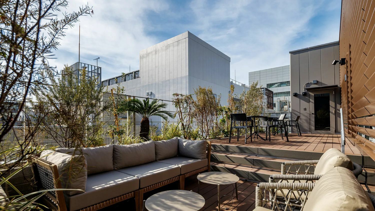 共有部_テラス。開放的なテラスでリフレッシュもできます。 ※画像はイメージです。ⒸH1O