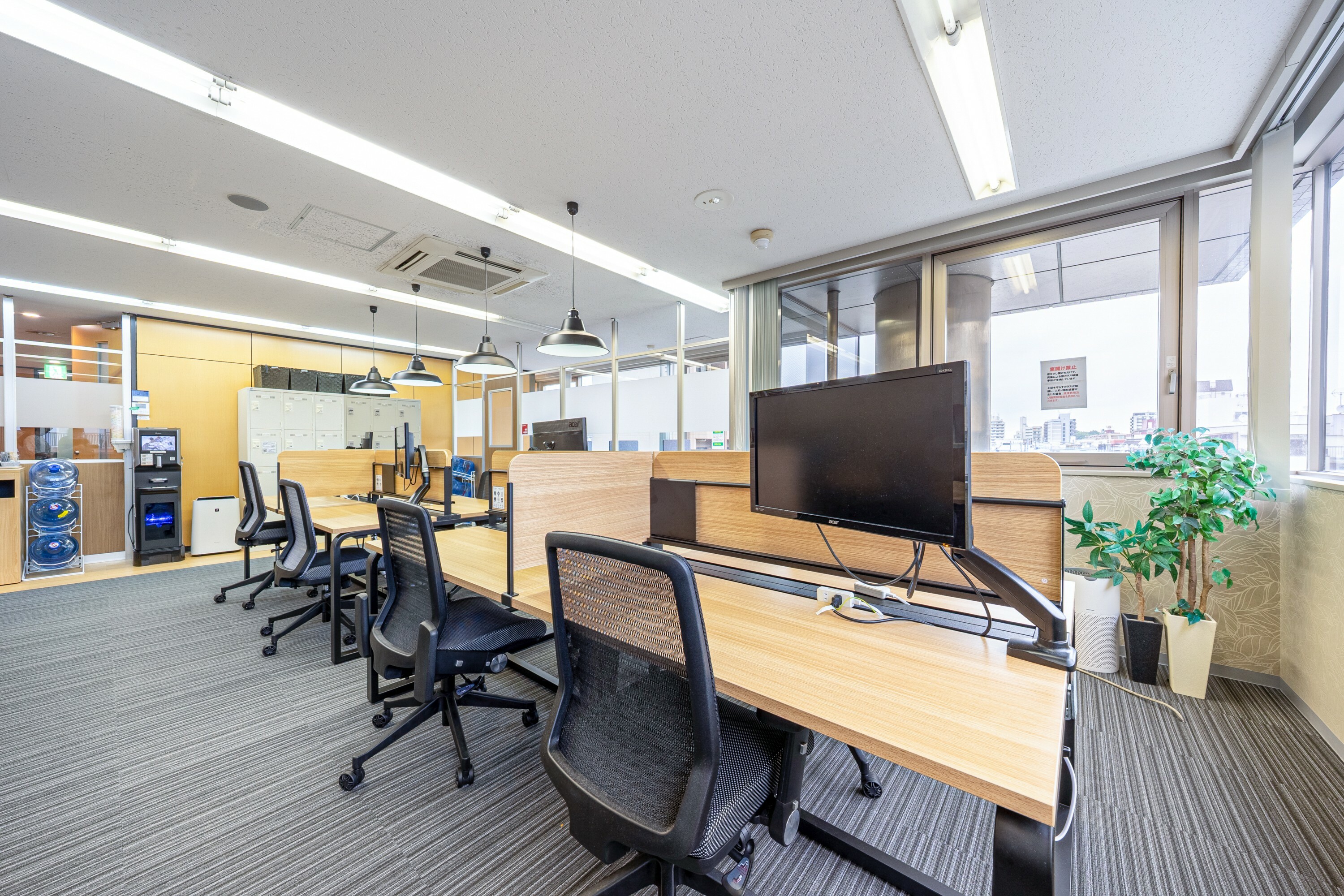 コワーキングスペース併設の施設です