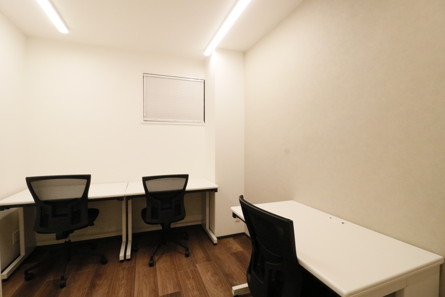 ３名用レンタルオフィス
