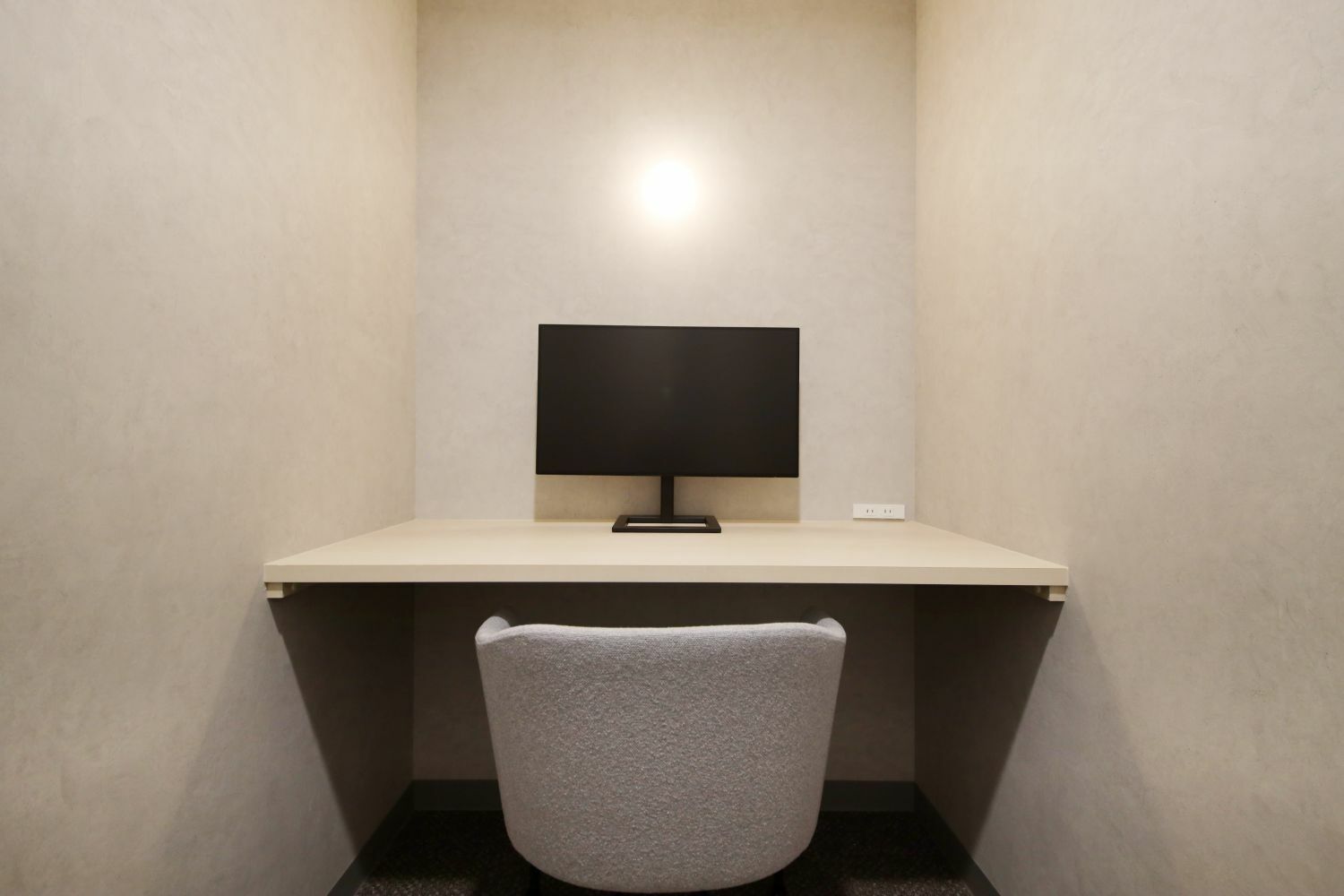 専有部_個室。法人登記も可能です(有料)。