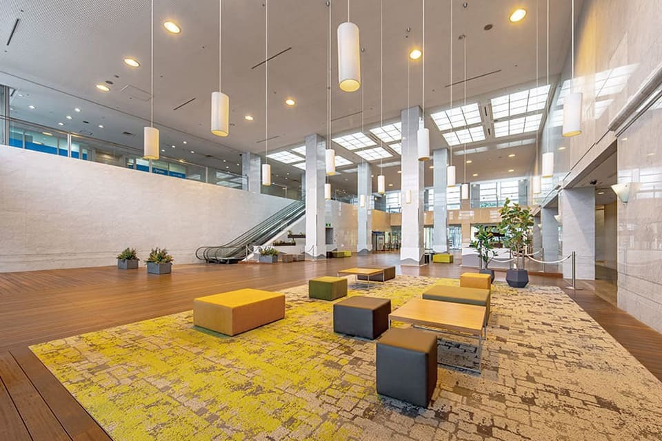 外観_エントランスフロア。